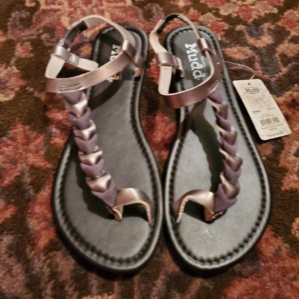 Mudd Black/Silver Braid Sandals